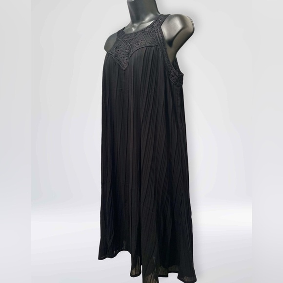 NWT Zesica Women’s Pleated A Line Halter Chiffon Mini Dress Color Black Size M - Picture 5 of 6